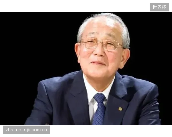 森保一强调快速攻防转换,日本队的战术执行力将是决定比赛走向的关键。 森保一强调快速攻防转换,日本队的战术执行力将是决定比赛走向的关键。